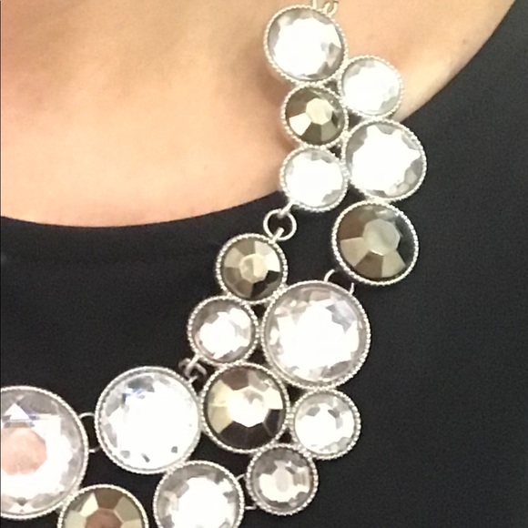 NEW GORGEOUS STATEMENT NECKLACE STYLISH..BEAUTIFUL - Picture 7 of 8